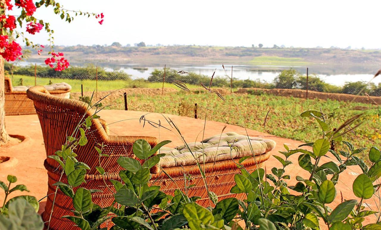 Bhadrawati - A Riverside Safari Lodge Ranthambore Exteriér fotografie